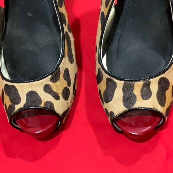 Guess Leopard Print Peep Toe Heels EUC - Size 7 - Picture 9 of 14